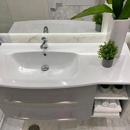 Design Cerca Puerto Banus Y Marbella Apartment Estepona